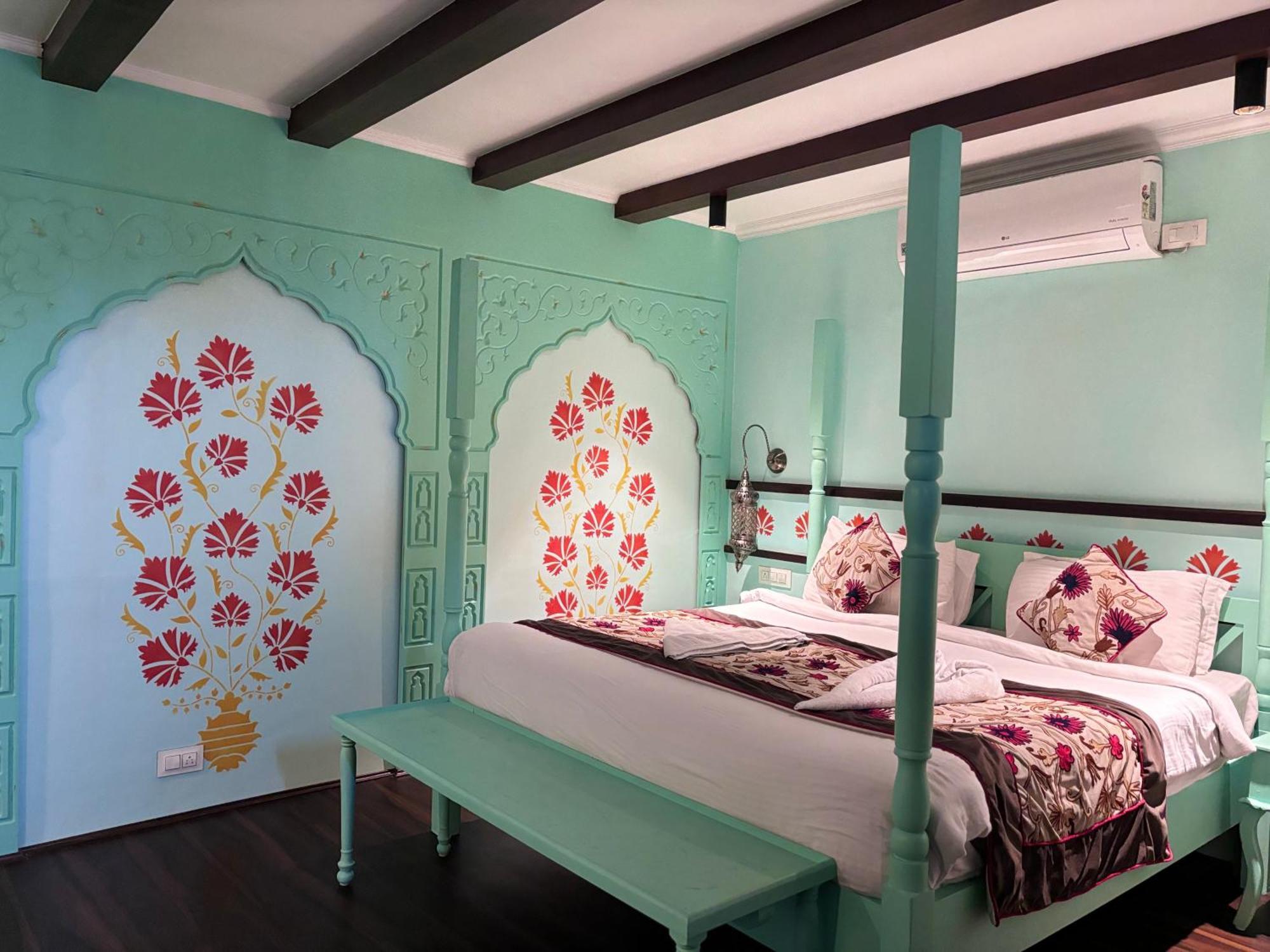 Srīnagar Hotel Green Rooms, Vintage Luxury Near Dal Lake מראה חיצוני תמונה
