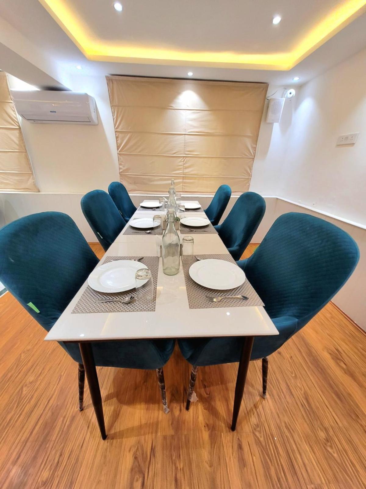 Srīnagar Hotel Green Rooms, Vintage Luxury Near Dal Lake מראה חיצוני תמונה