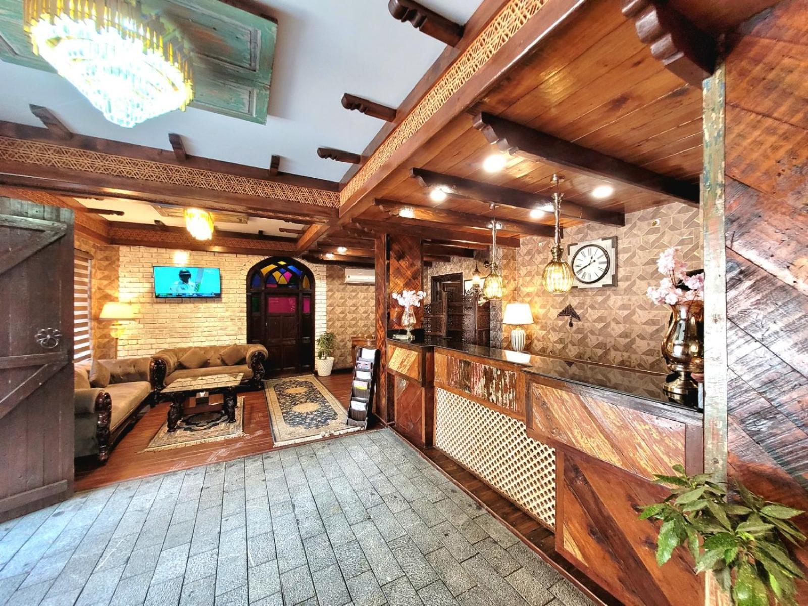 Srīnagar Hotel Green Rooms, Vintage Luxury Near Dal Lake מראה חיצוני תמונה
