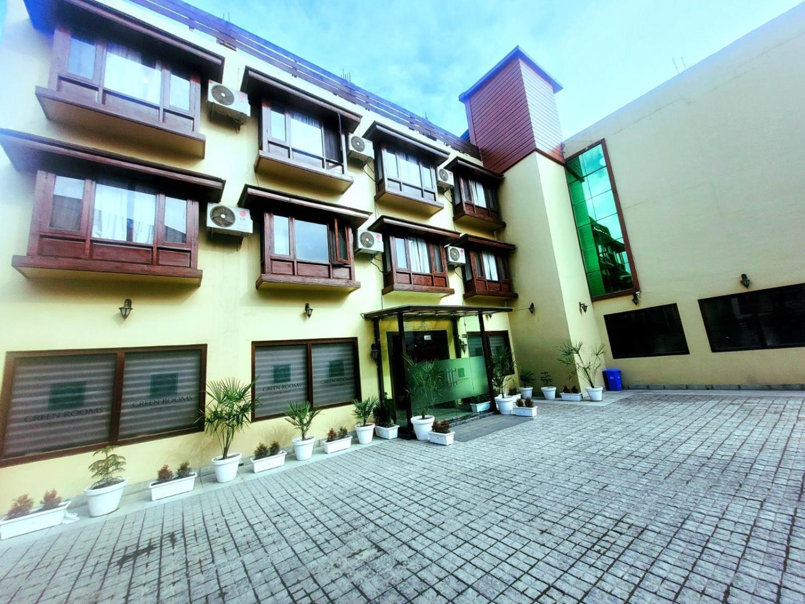Srīnagar Hotel Green Rooms, Vintage Luxury Near Dal Lake מראה חיצוני תמונה